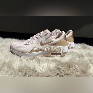 Nike Air Max Sneakers